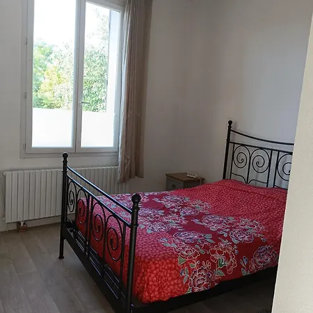 Appartement Logement calme Nîmes proche centre Extérieur photo