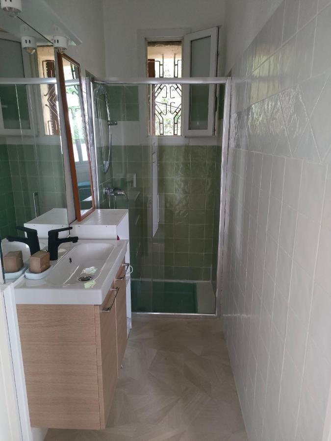 Apartment T3 Terrasse Calme Proche Centre Nimes